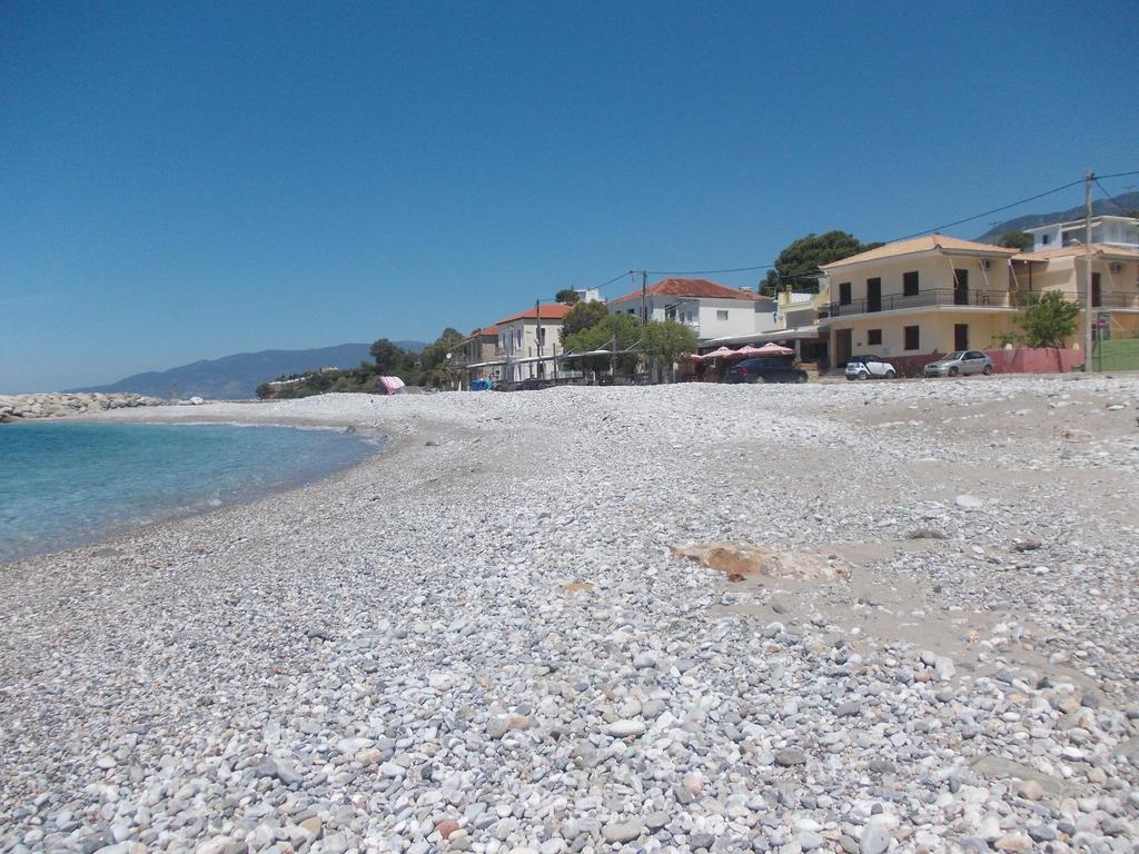 Akrogiali Beach Apartments Экстерьер фото